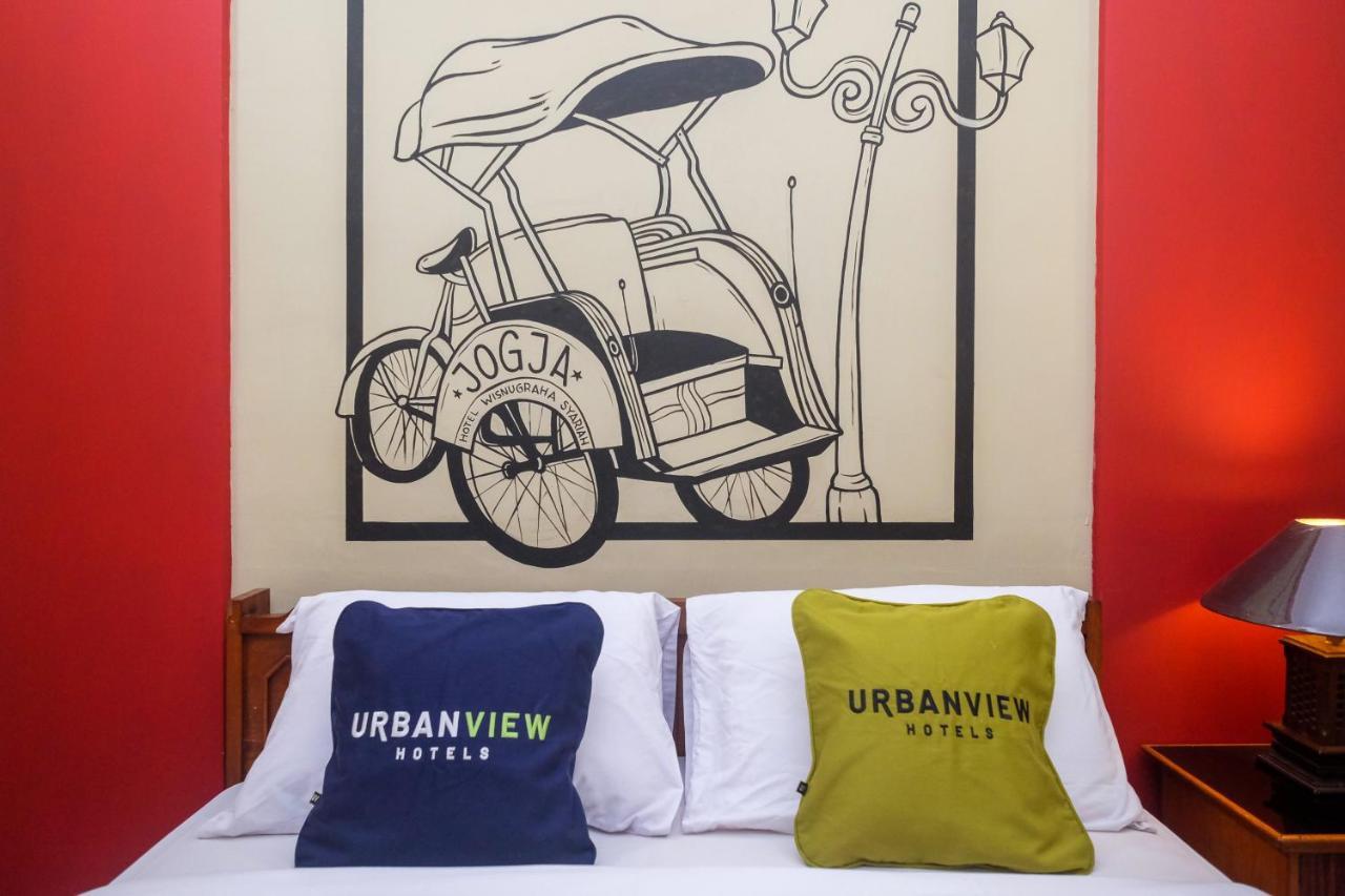 Urbanview Hotel Syariah Wisnugraha By Reddoorz Yogyakarta Esterno foto